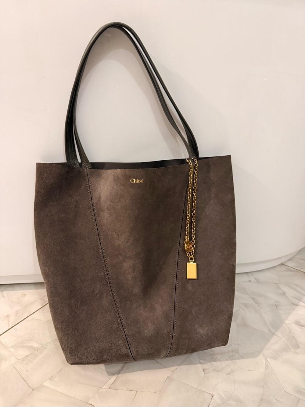 Chloé Suede Spin Tote Medium - Picture 2 of 8